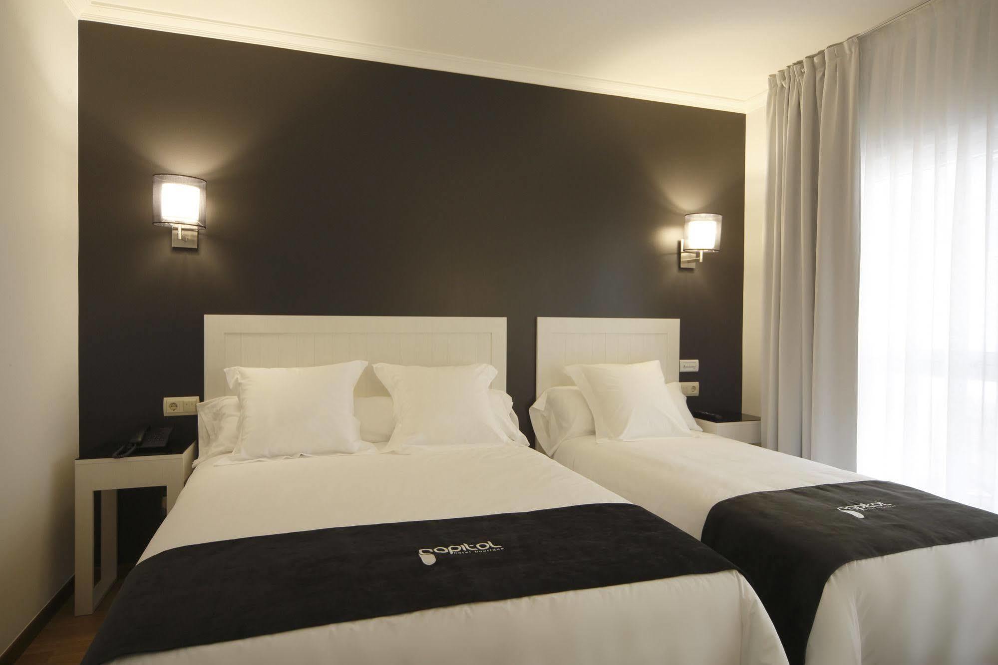 Capitol Boutique Hotel Santiago de Compostela Bagian luar foto