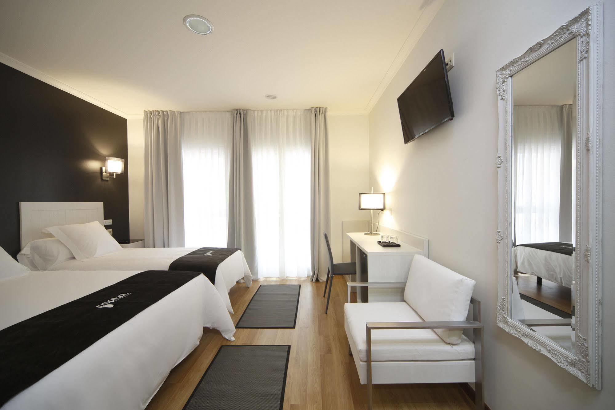 Capitol Boutique Hotel Santiago de Compostela Bagian luar foto